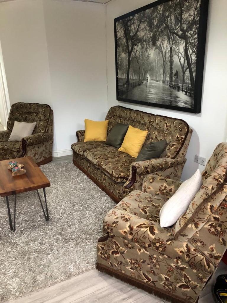 Alpha House Bed and Breakfast Londres Exterior foto