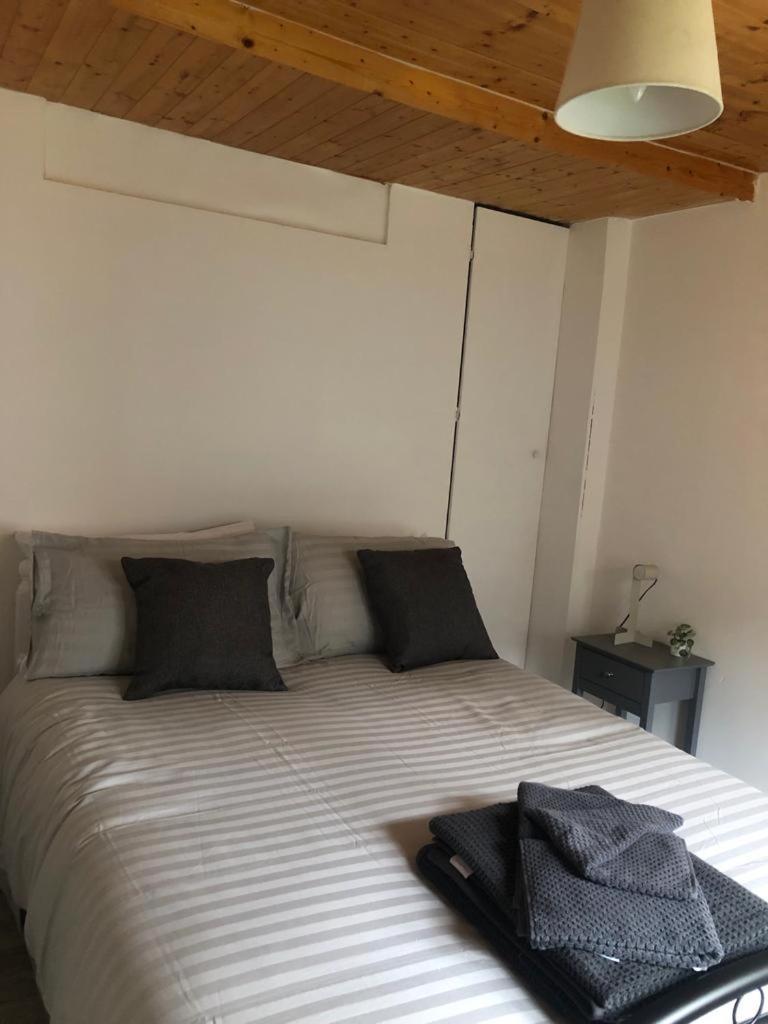 Alpha House Bed and Breakfast Londres Exterior foto
