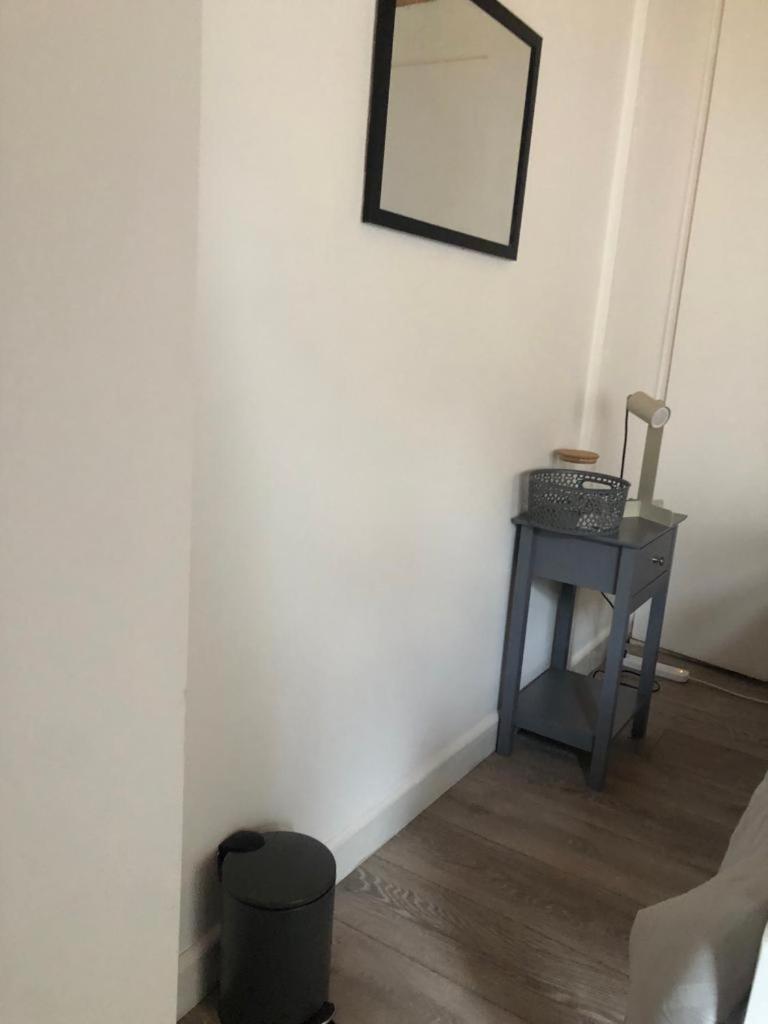 Alpha House Bed and Breakfast Londres Exterior foto